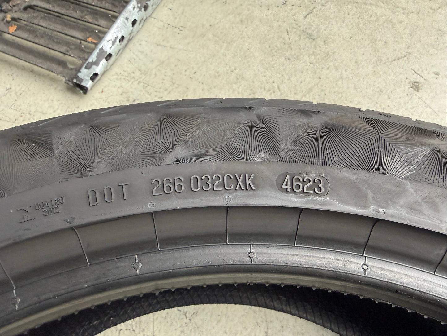 Usato: 4 Pneumatici Continental PremiumContact 6 245/45R20 103V XL Estivi 85-90% Residui