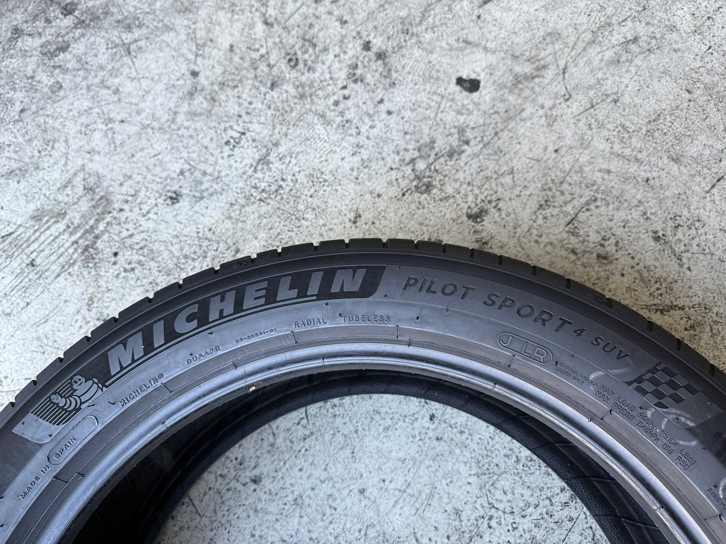 Usato: 2 Gomme 235/50R20 104Y XL Michelin Estivi 85% Residui