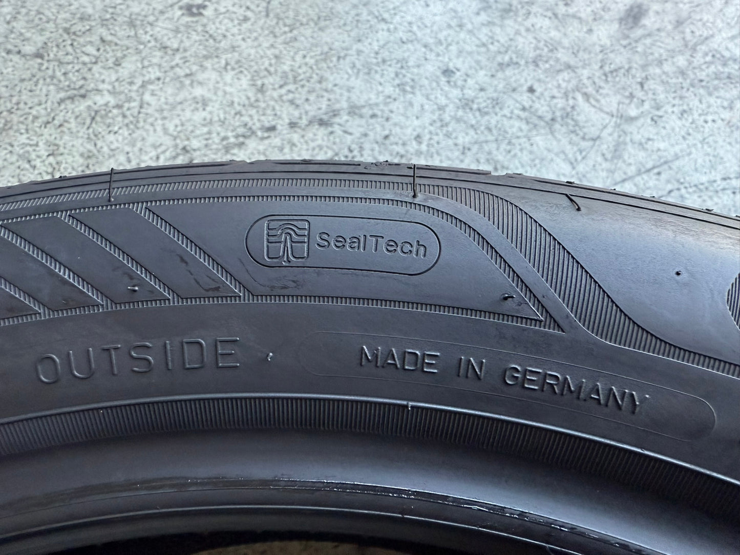 Usato: 4 Gomme 215/50R19 93T Goodyear Estivi 95% Residui
