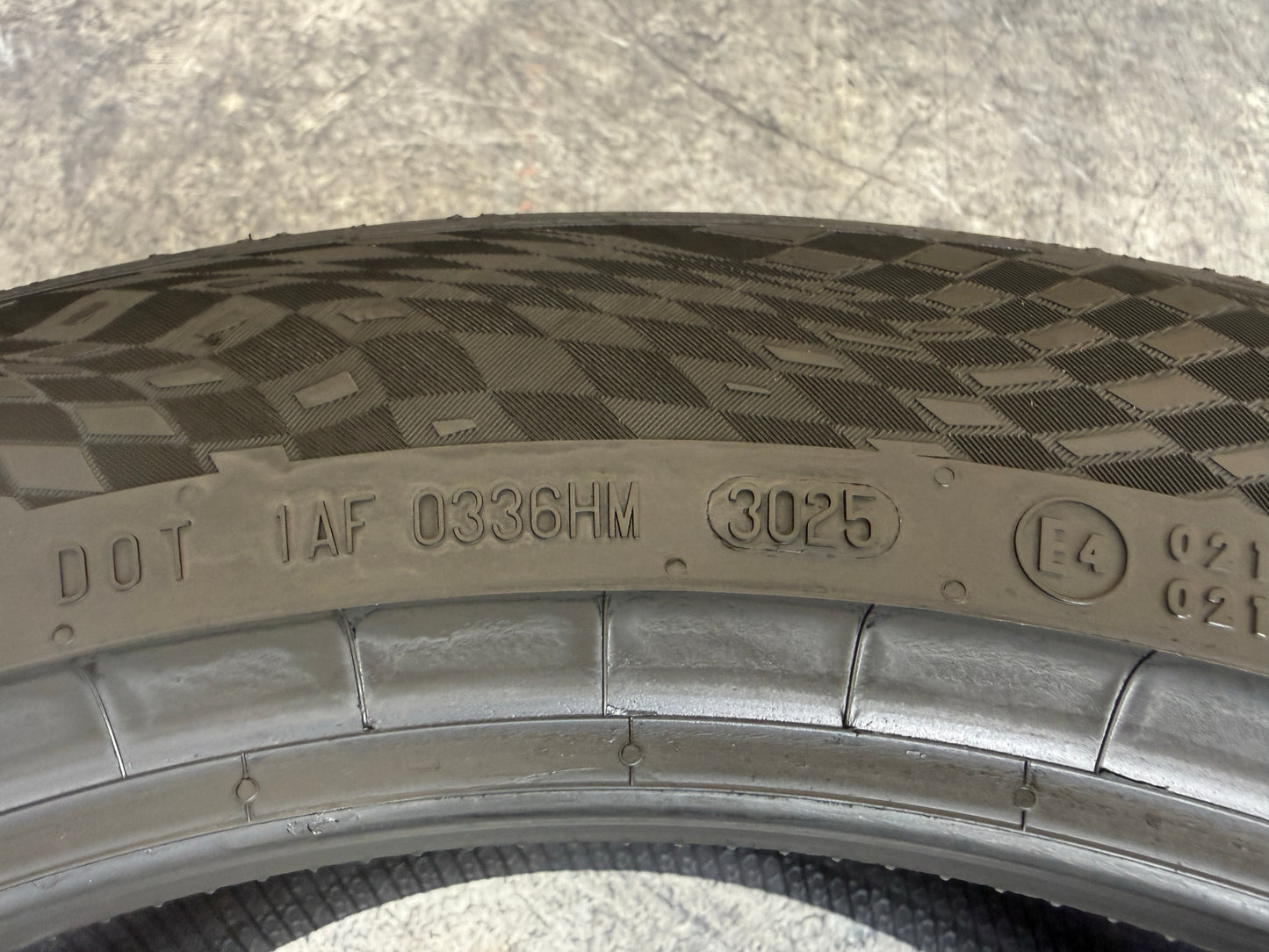 Usato: 4 Pneumatici Continental SportContact 7 255/45R19 104V XL FR ContiSilent T0 EVc Estivi 90% Residui