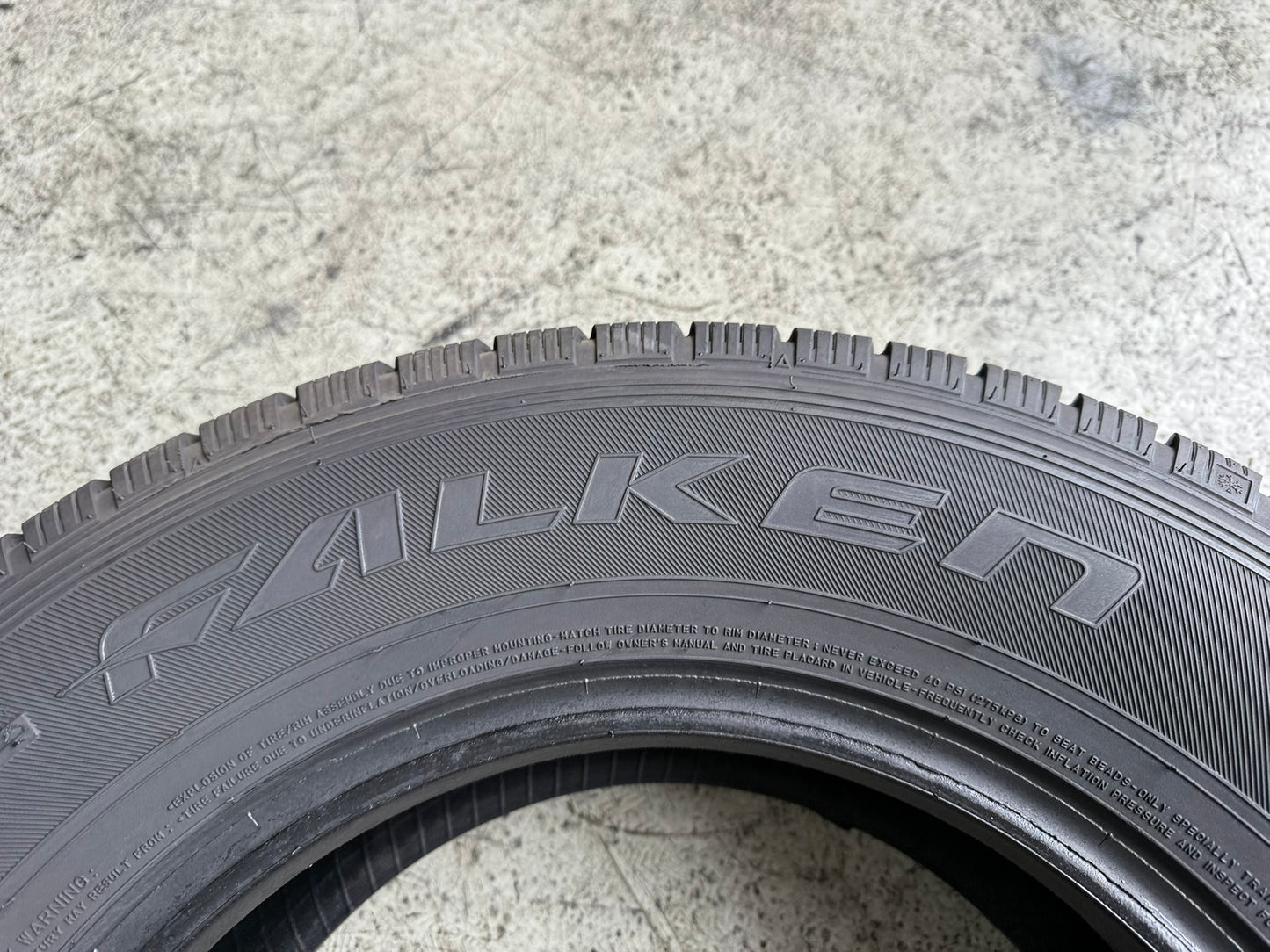 Usato: 4 Gomme 215/70R15 C 109/107R Falken Invernali 80% Residui