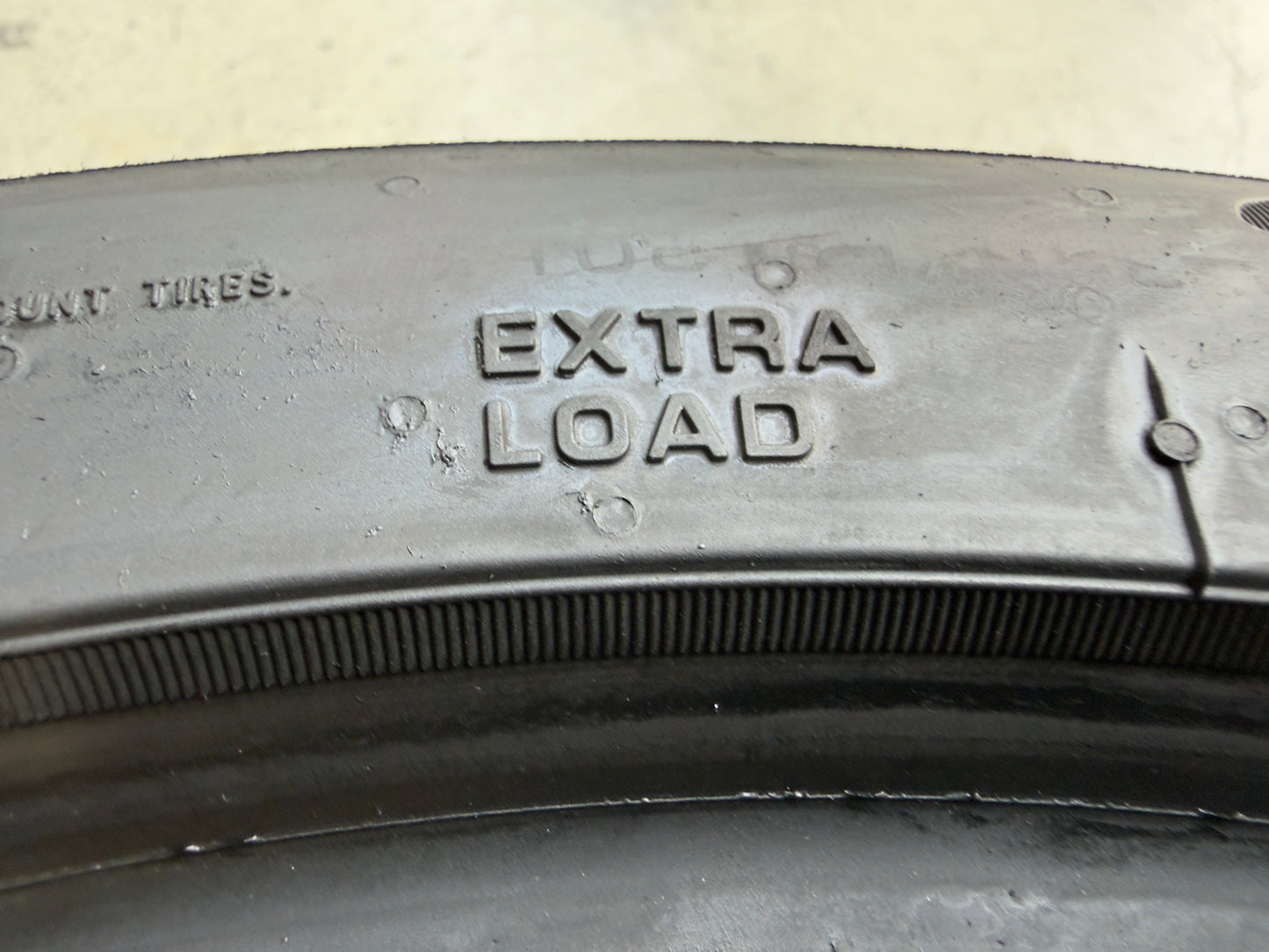 Usato: 2 Pneumatici Nexen N'Fera Sport 225/40R18 92Y XL Estivi 85% Residui DOT 2026