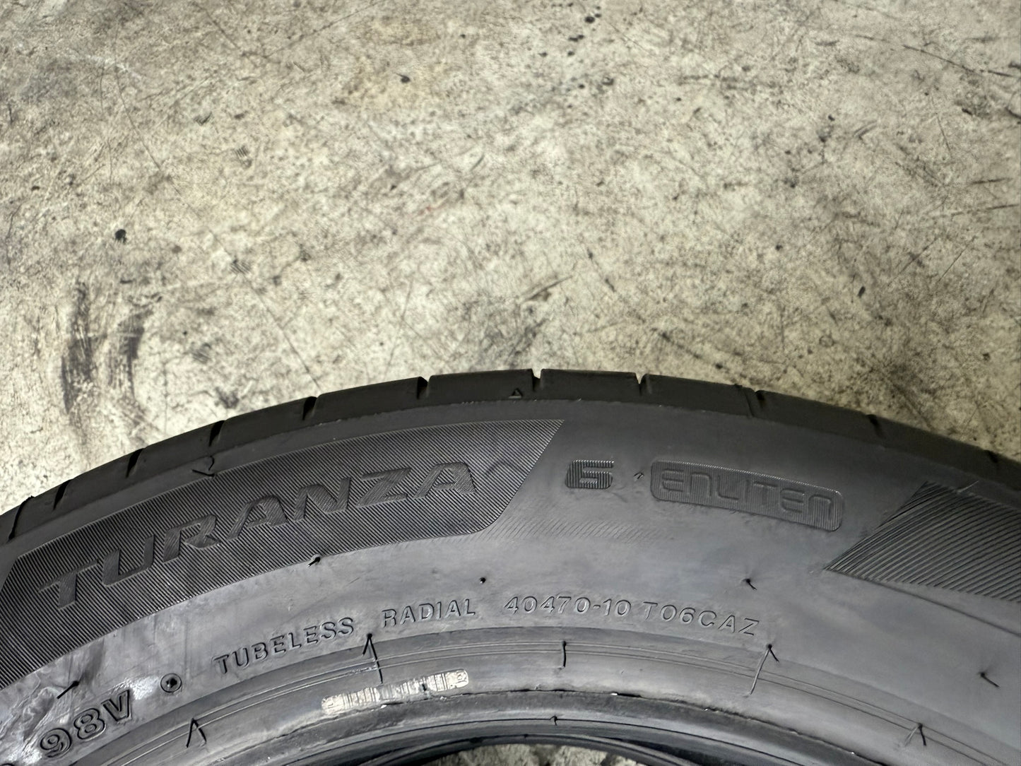 Usato: 2 Gomme 225/55R18 98V Bridgestone Pneumatici Estivi 95% Residui