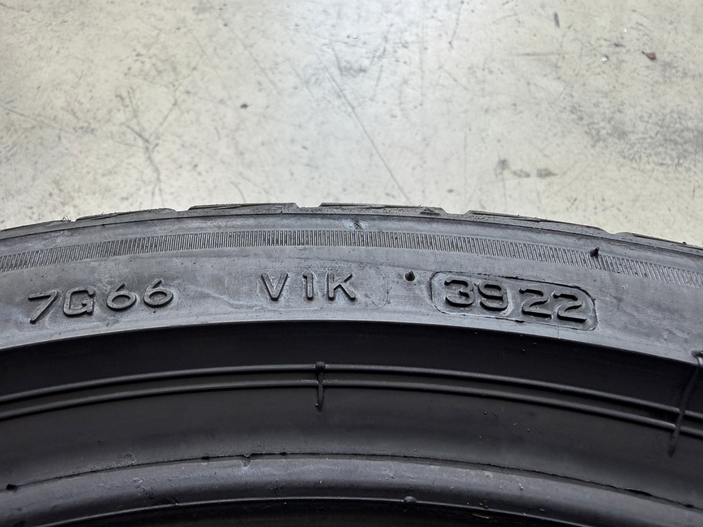 Usato: 2 Pneumatici Bridgestone Turanza T005 215/40R18 89Y XL MFS Estivi 85% Residui