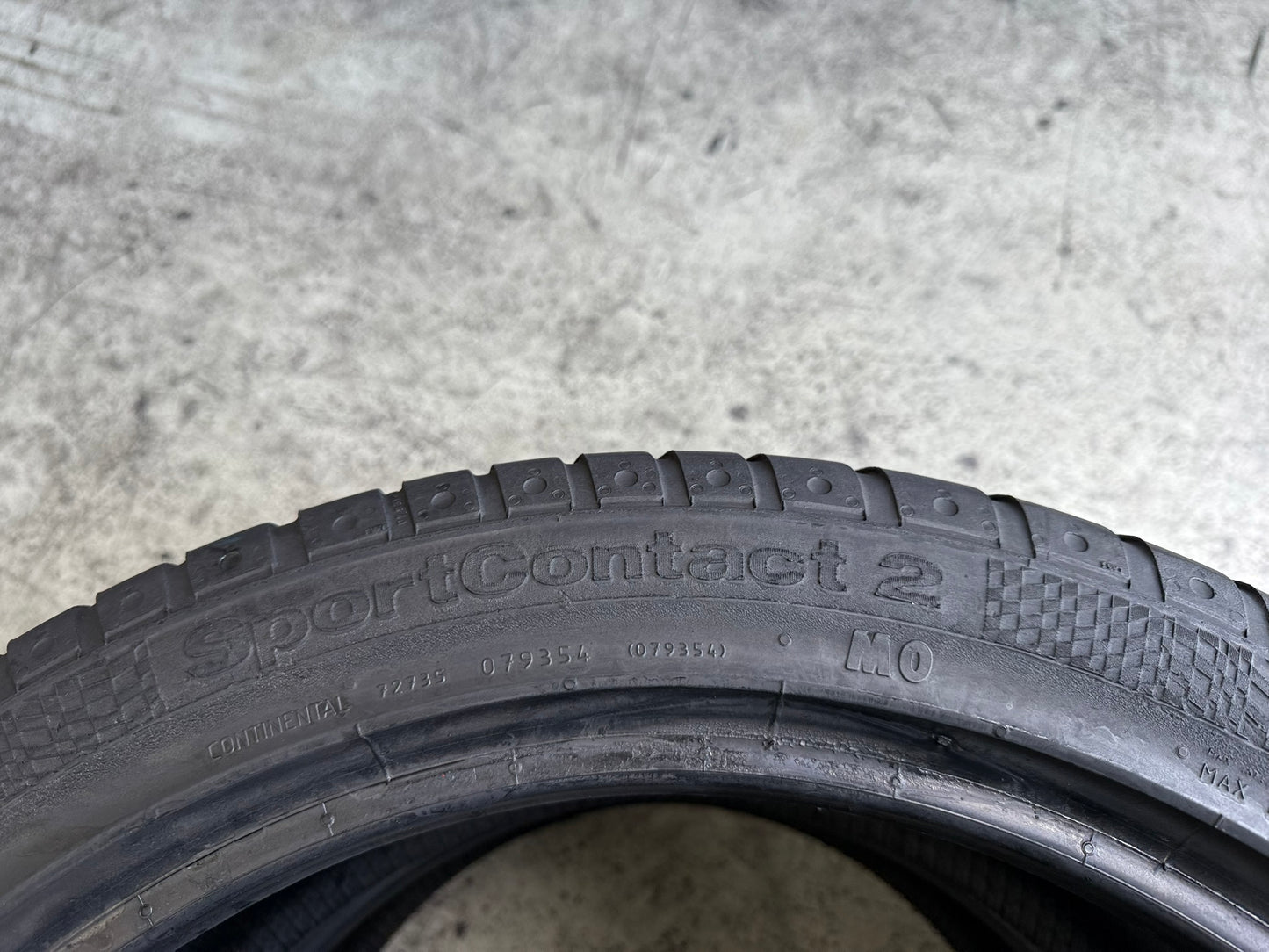 Usato: 2 Gomme 255/40R19 100Y XL Continental Estive 90% Residuo
