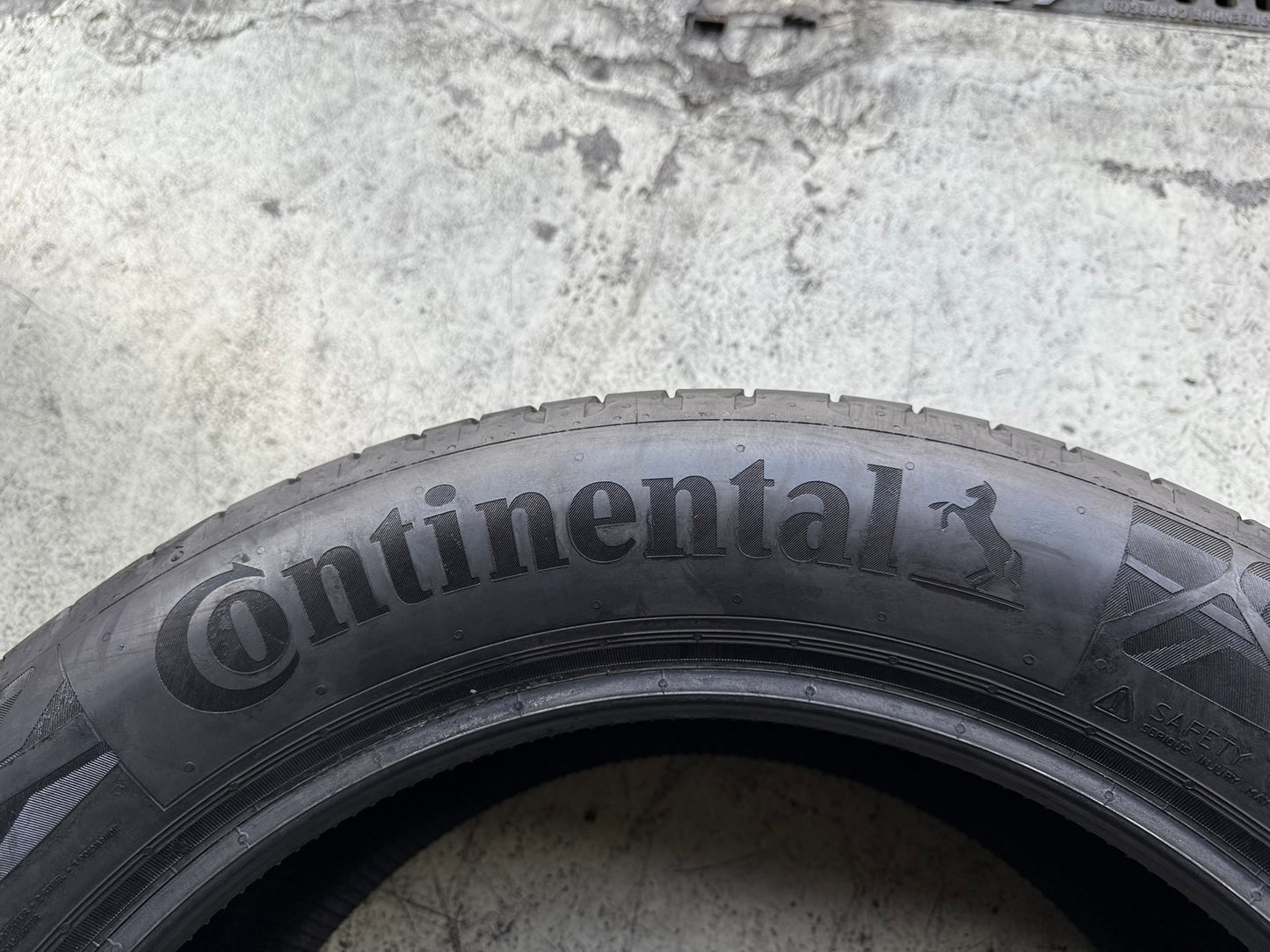 Usato: 4 Gomme 255/50R19 107W XL Continental Estive 85–90% Residuo