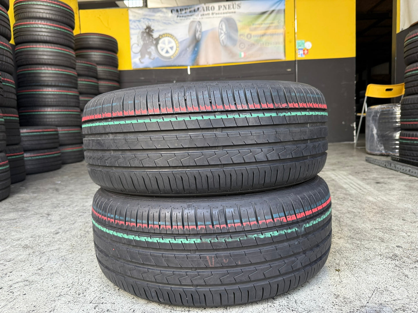 Usato: 2 Gomme 225/50R18 95W Falken Runflat Estive 95% Residuo