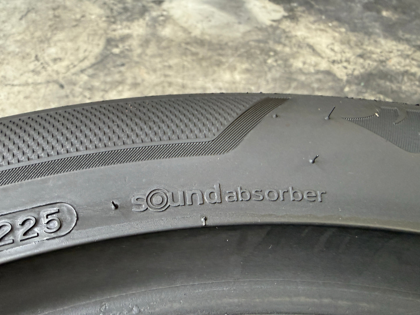 Usato: 2 Pneumatici Hankook Ventus S1 Evo3 EV K127E 255/45R19 104W XL T2 Tesla 90% Residui