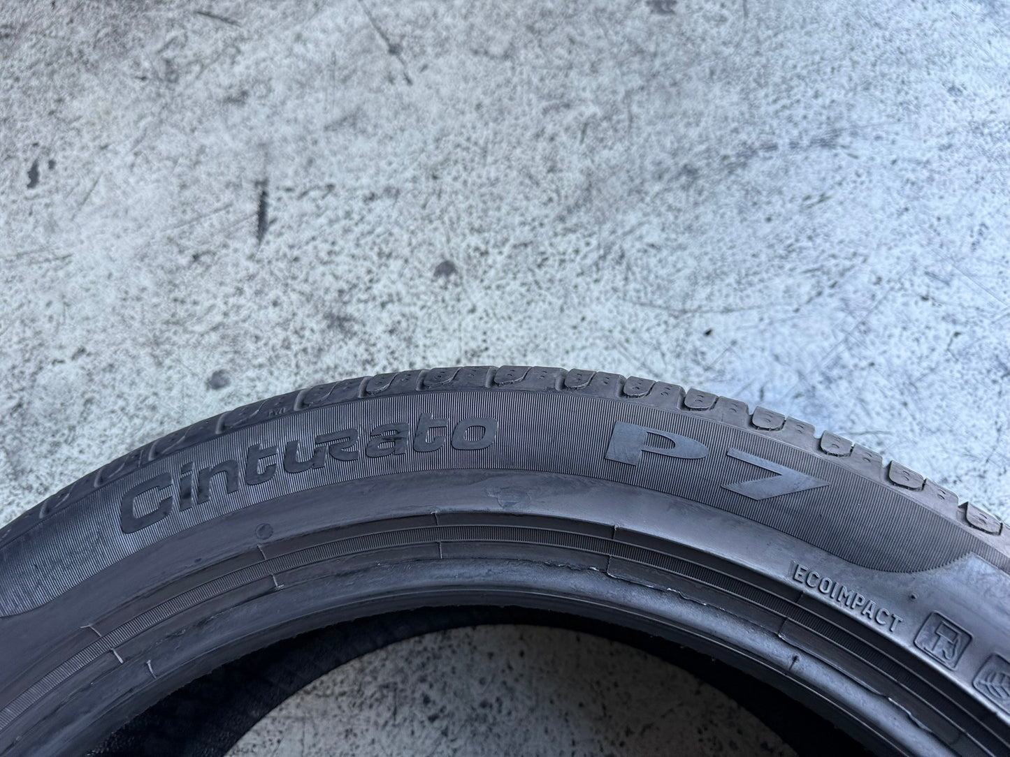 Usato: 2 Gomme 235/45R18 94W Pirelli Estive 95% Residuo