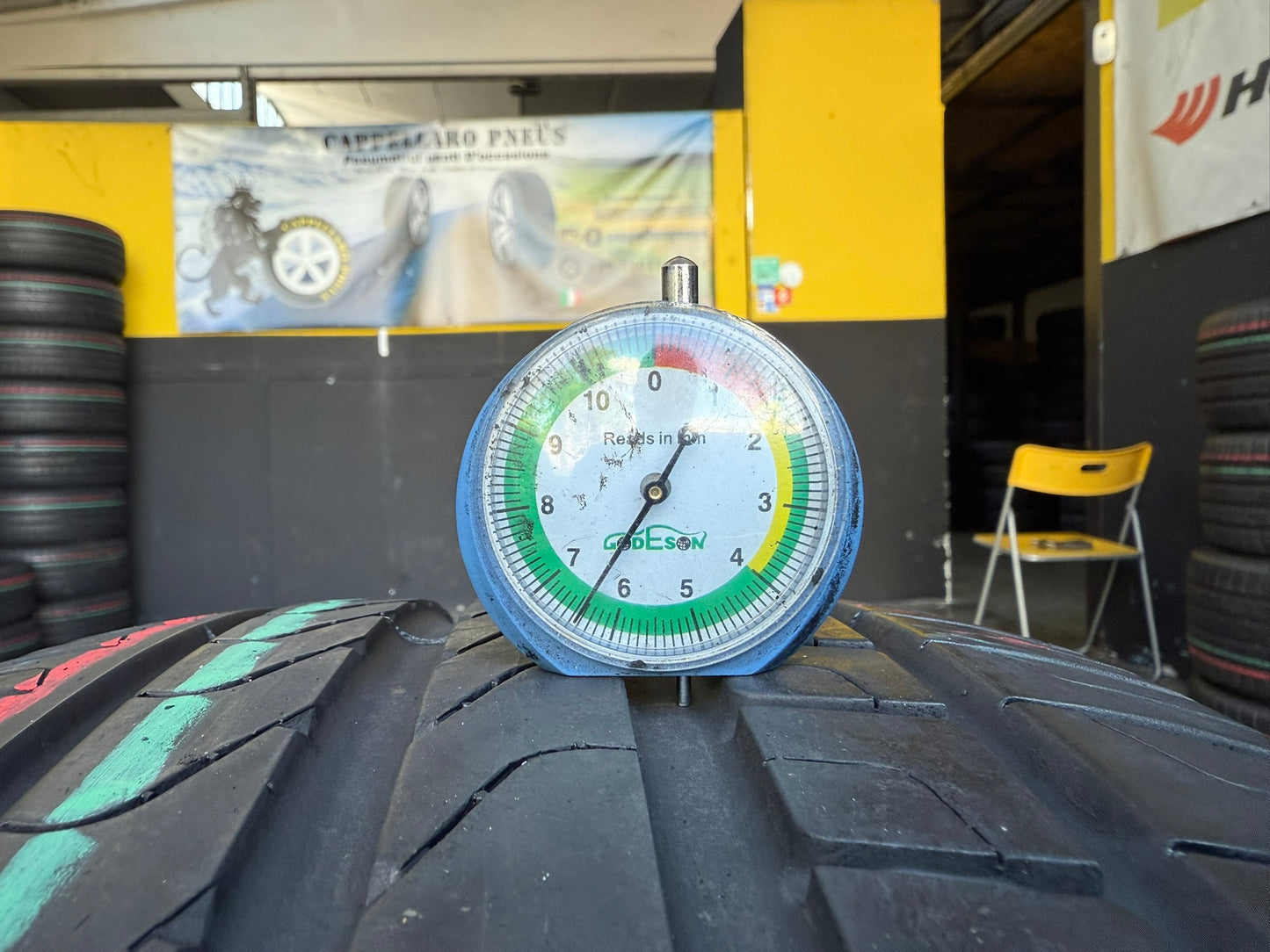 Usato: 2 Gomme 235/45R18 94W Pirelli Estive 95% Residuo