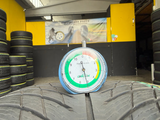Usato: 4 Gomme 245/40R18 97V XL Michelin Invernali 80% residui