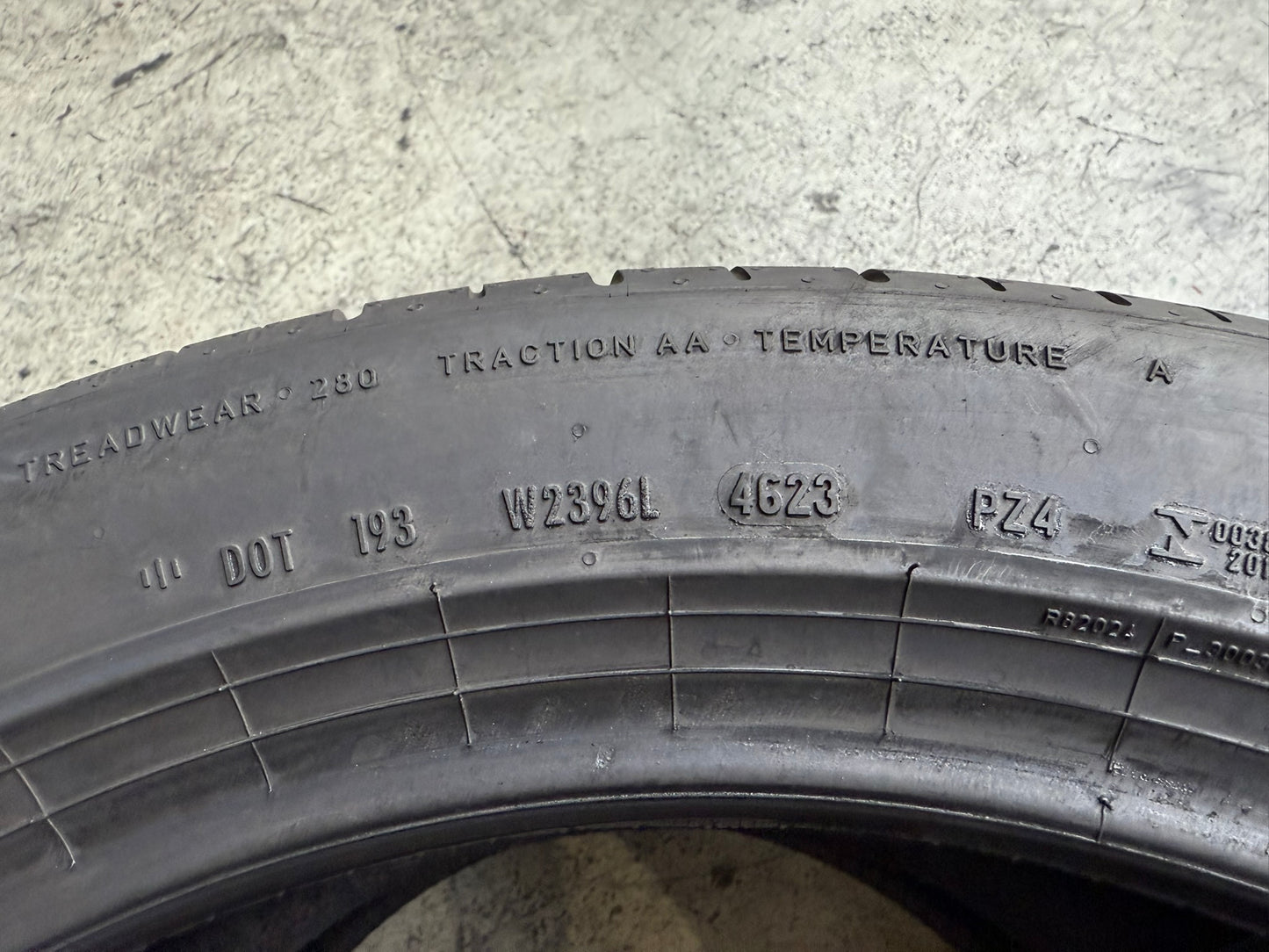 Usato: 2 Gomme 245/45R19 102Y XL Pirelli Estive 85% Residuo