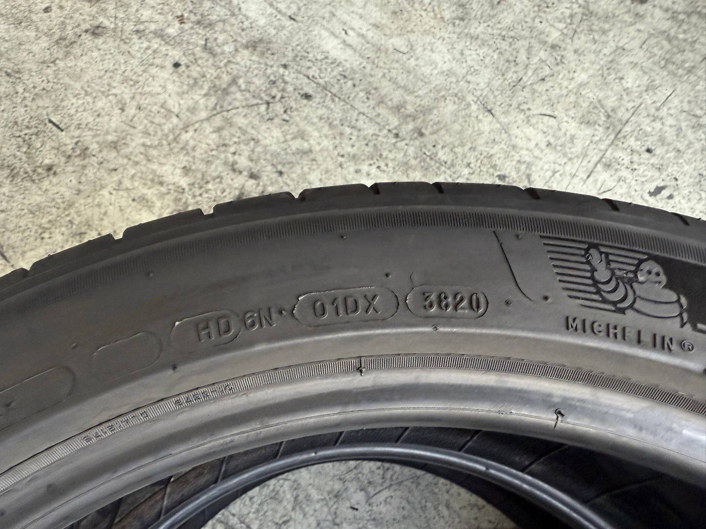Usato: 2 Gomme 235/45R19 99Y XL Michelin Estive 90% residui