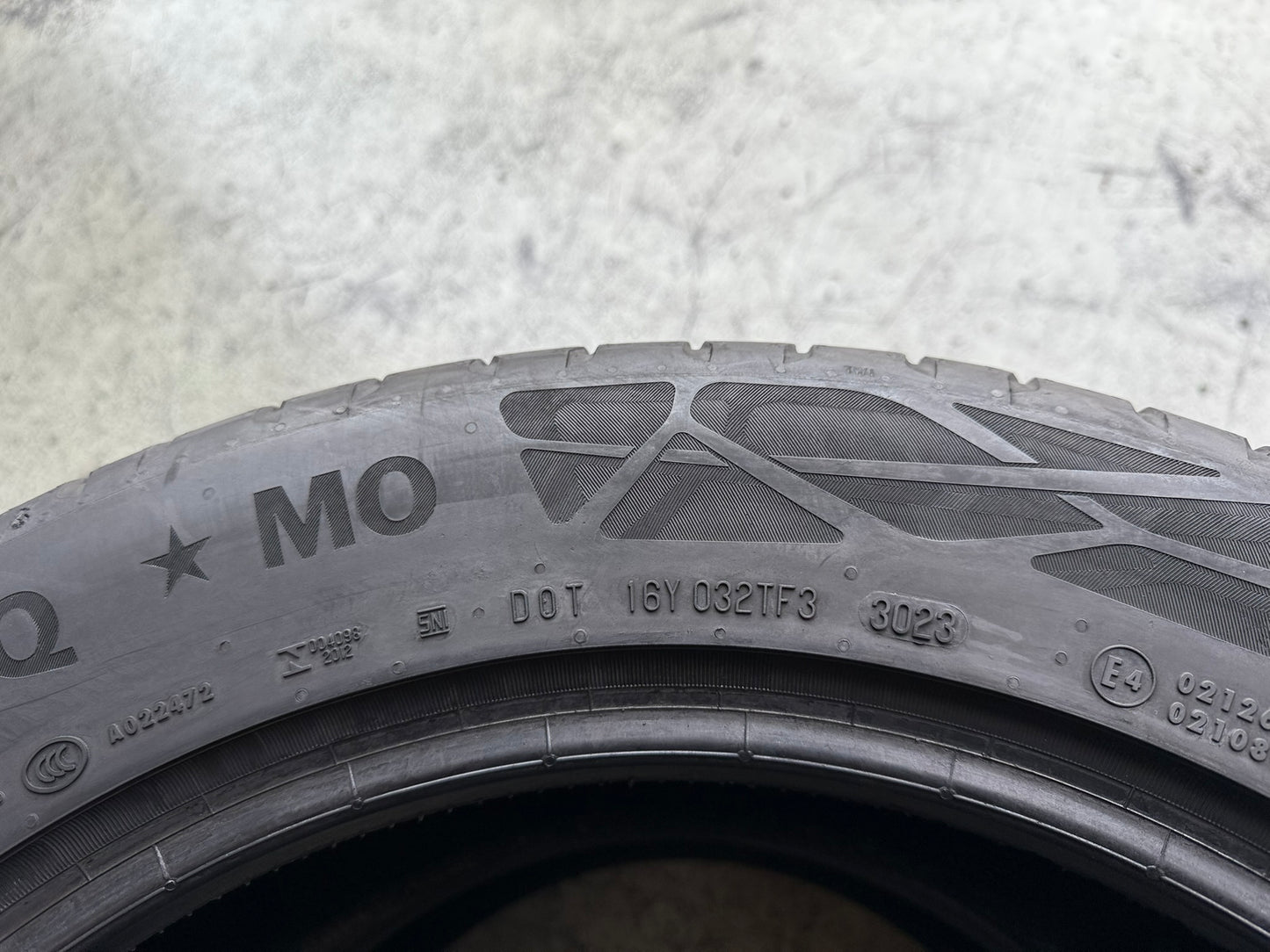 Usato: 2 Gomme 225/55R18 102Y XL Continental Estive 90% residui