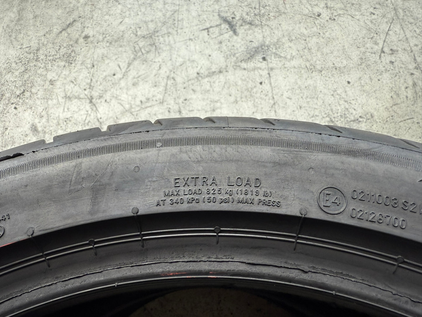 Usato: 2 Gomme 255/40R20 101Y XL Bridgestone Estive 90% residui