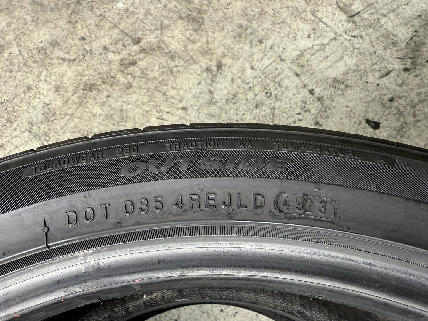 Usato: 2 Gomme 265/40R22 106Y XL Nexen Estive 85% Residuo