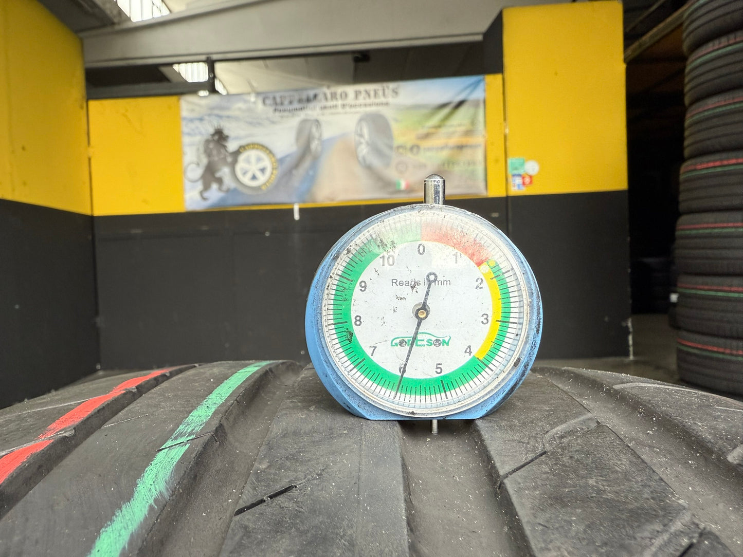 Usato: 2 Gomme 265/40R22 106Y XL Nexen Estive 85% Residuo