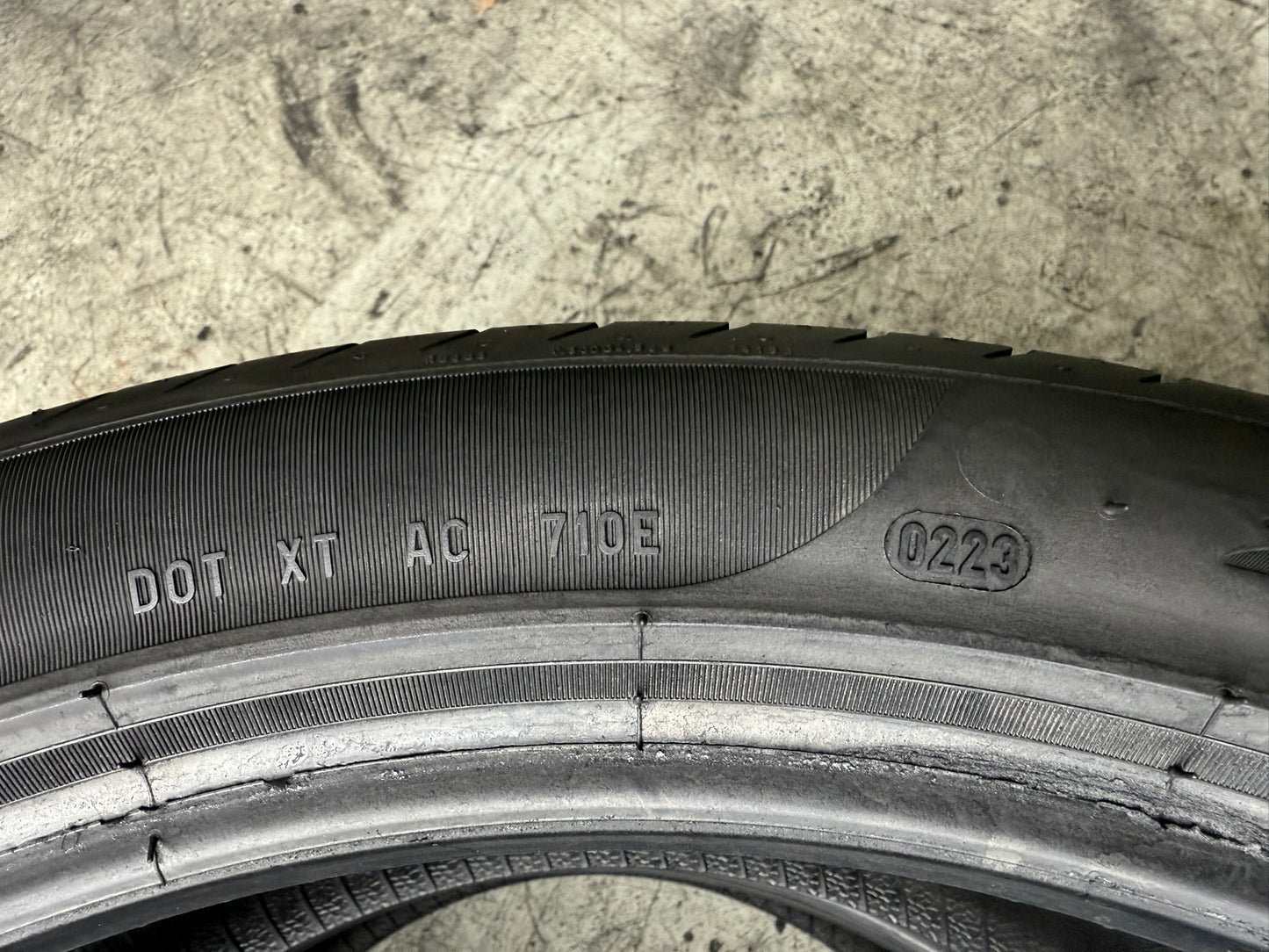 Usato: 2 Gomme 265/40R21 101Y Pirelli Estive 90% Residuo