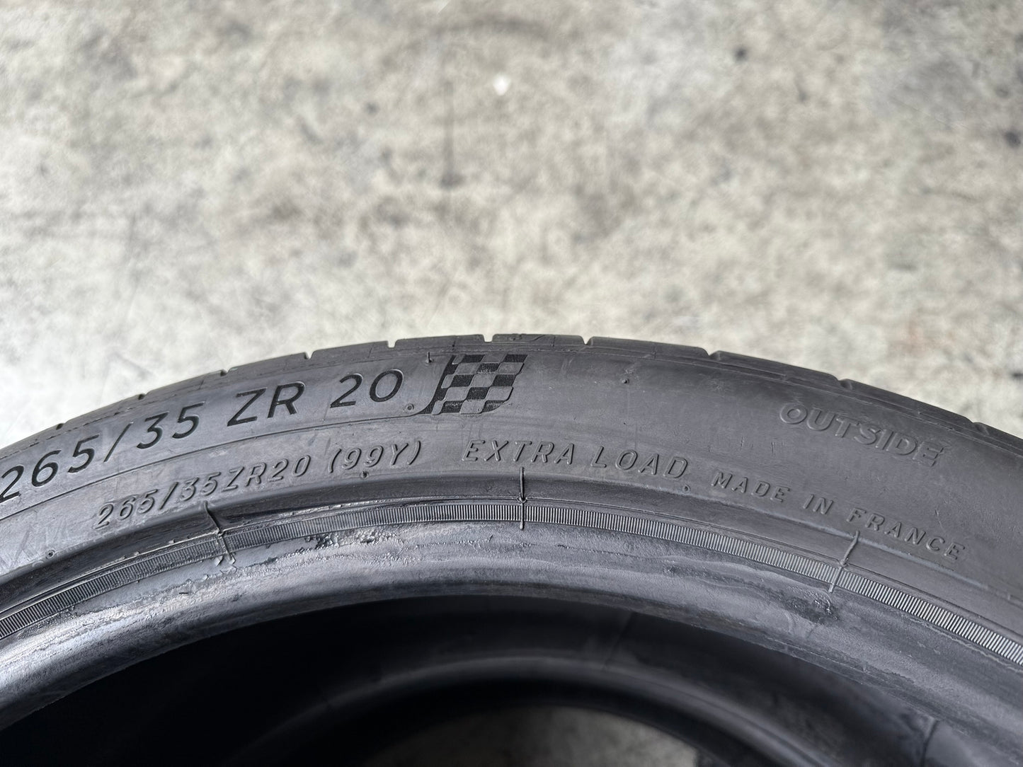 Usato: 2 Gomme 265/35R20 99Y XL Michelin Estive 90% Residuo