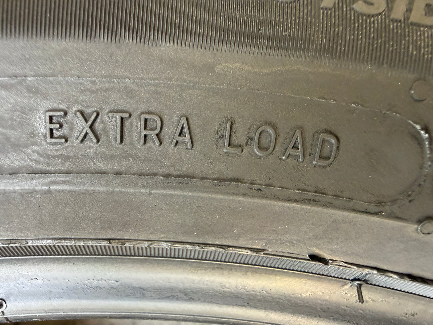 Usato: 4 Pneumatici Michelin Primacy 4 235/45R20 100V XL S1 Estivi 90-95% Residui