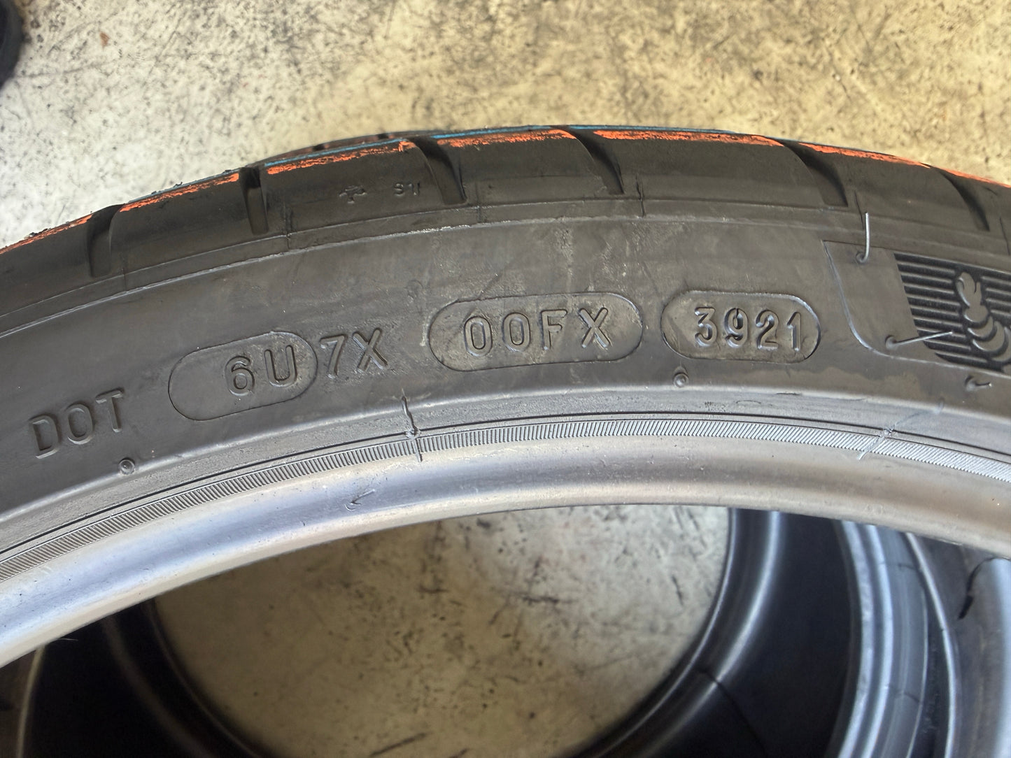 Usato: 2 Pneumatici Michelin Pilot Sport 4 S 235/35R20 92Y XL MFS N0 Estivi 90% Residui