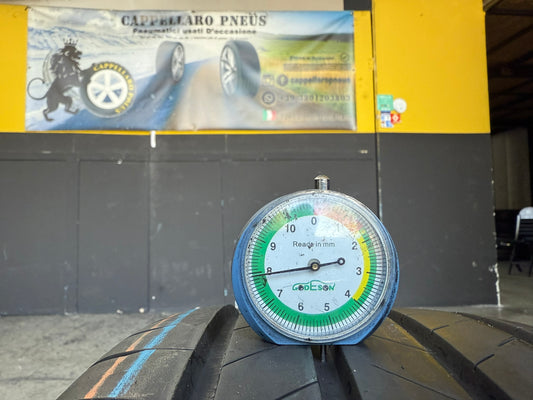 Usato: 1 Gomma 225/50R18 95V Bridgestone RFT Estiva 99% residui