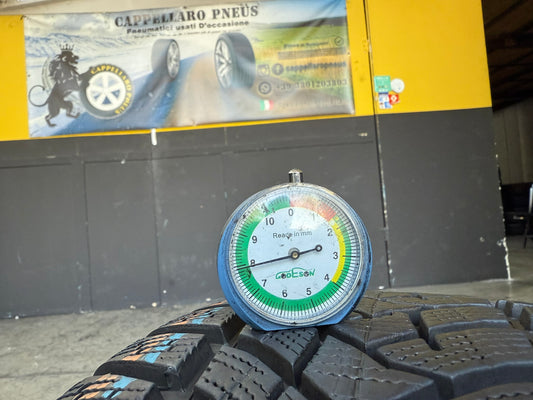 Usato: 1 Gomma 215/55R17 98V XL Dunlop Invernale 99% residui