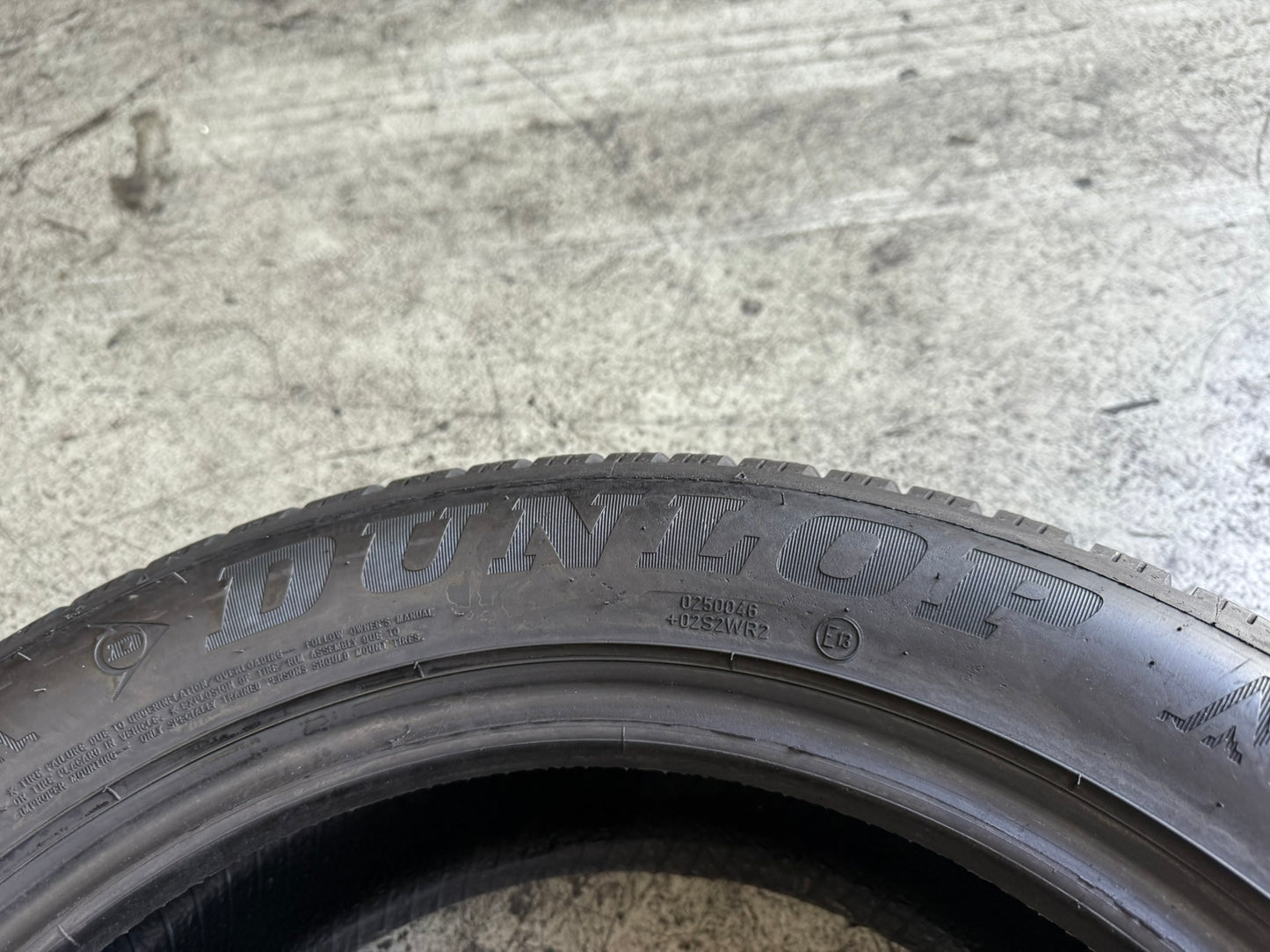 Usato: 1 Gomma 215/55R17 98V XL Dunlop Invernale 99% residui