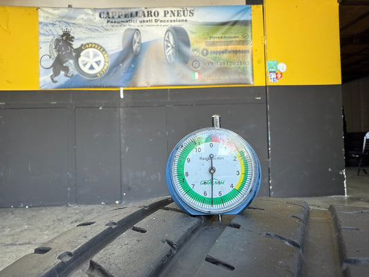 Usato: 1 Gomma 255/40R20 101Y XL Pirelli Estiva 85% residui