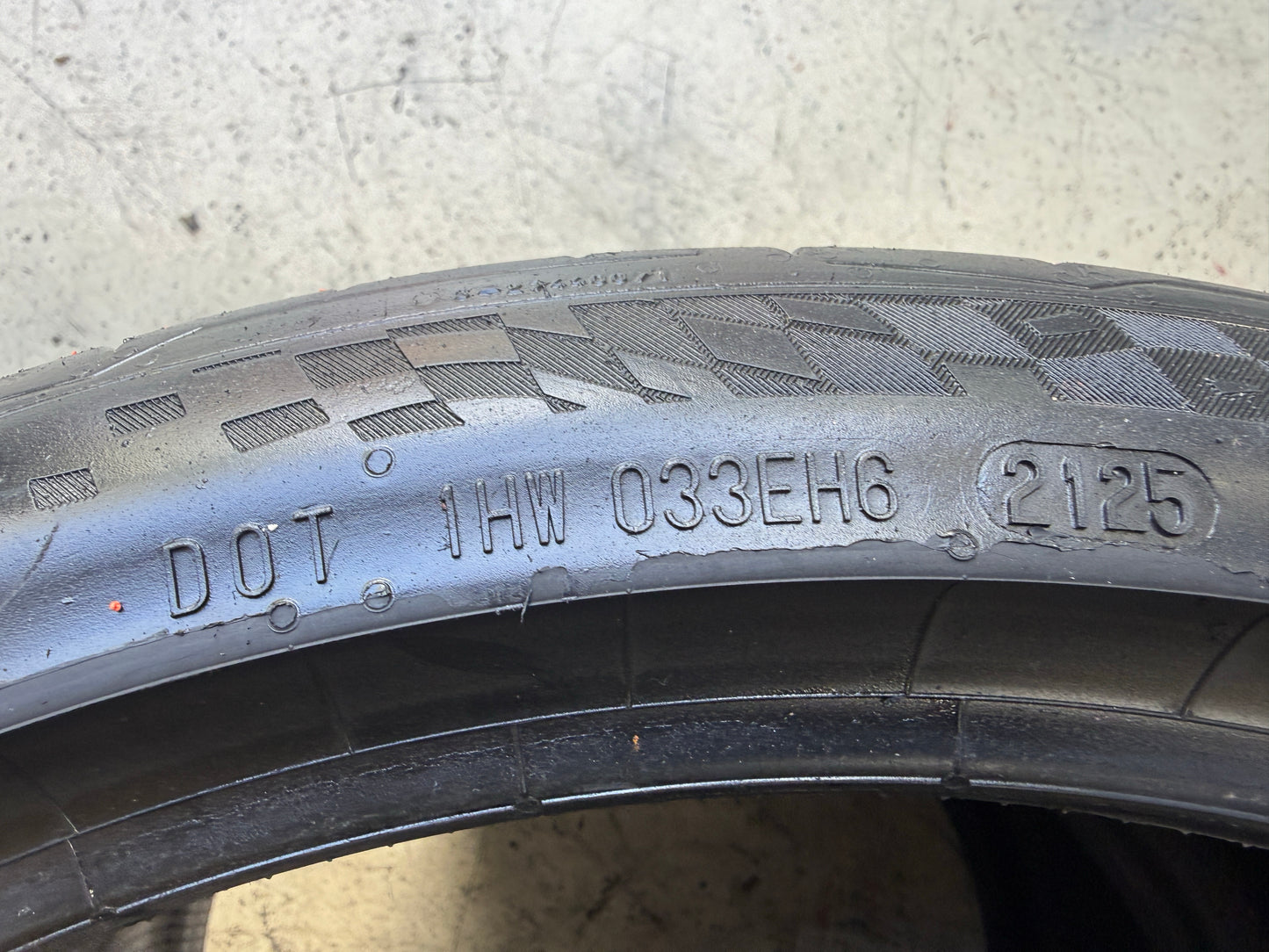Usato: 2 Pneumatici Continental SportContact 7 235/35R19 91Y XL FR EVc Estivi 85% Residui