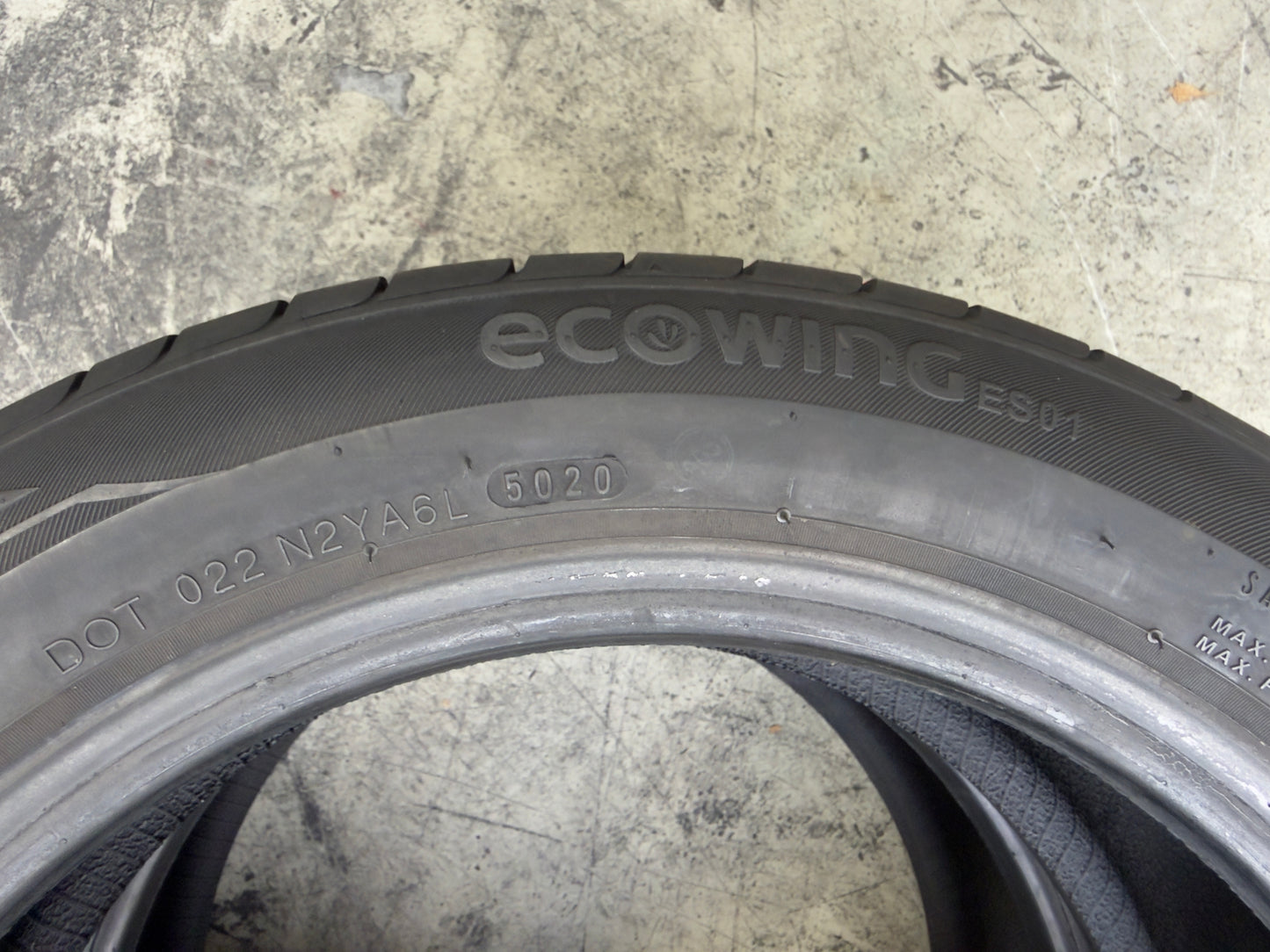 Usato: 2 Pneumatici Kumho Ecowing ES01 175/55R15 77T Estivi 85% Residui