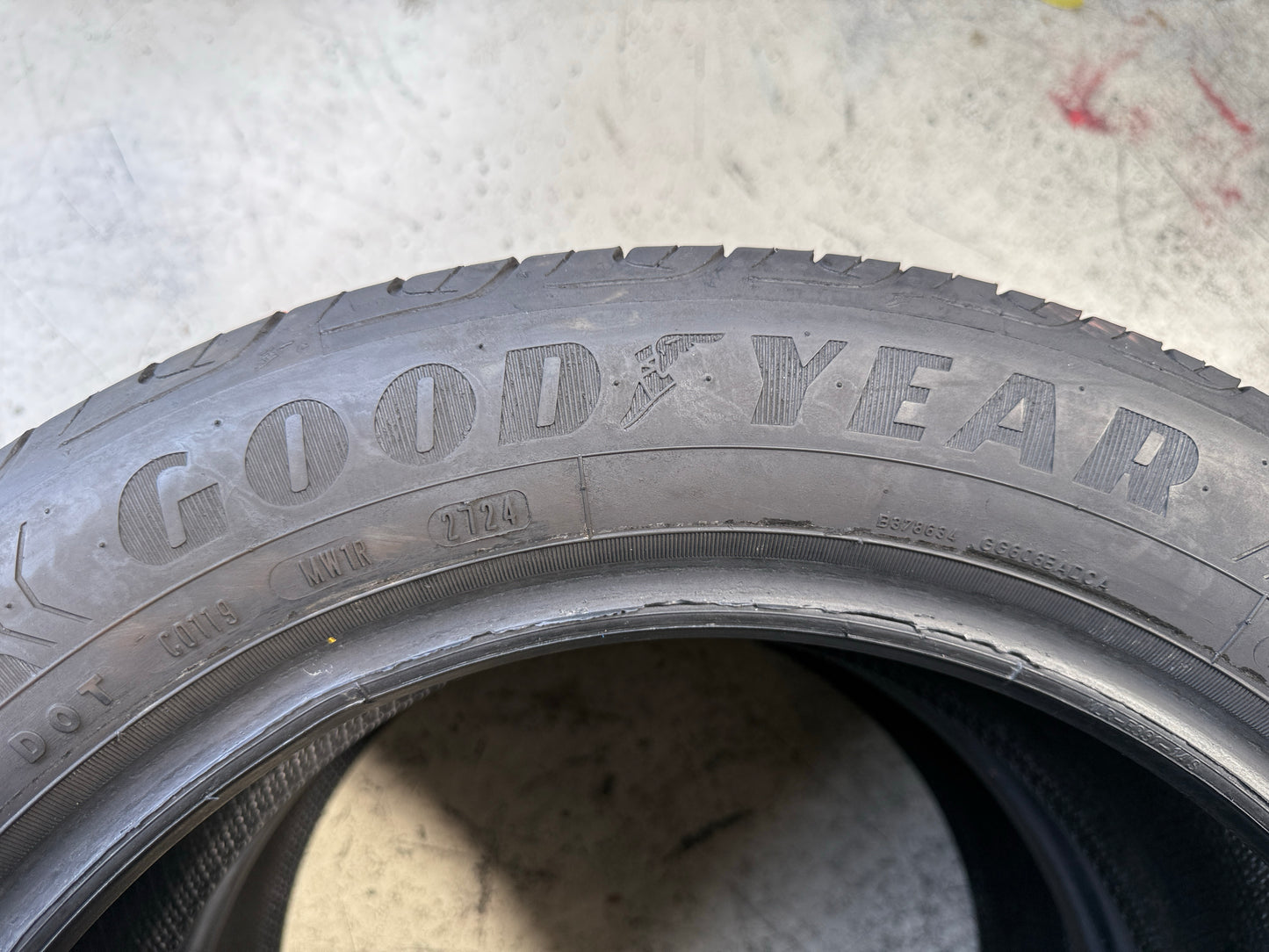 Usato: 2 Pneumatici Goodyear EfficientGrip Performance 195/55R16 87H Estivi 90% Residui