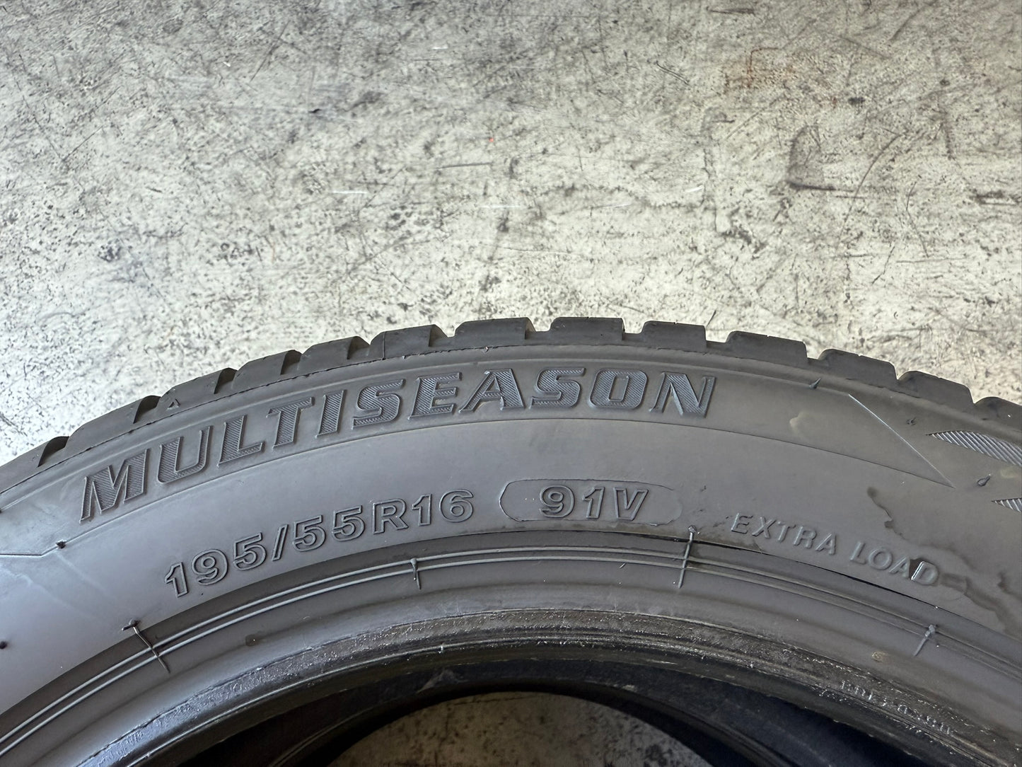 Usato: 2 Gomme 195/55R16 91V XL Firestone Quattro Stagioni 85% residui