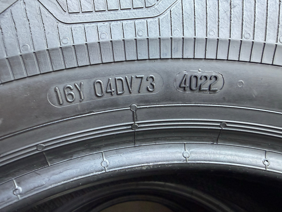 Usato: 4 Pneumatici Continental VanContact Eco 235/65R16C 115/113R Estivi 90% Residui
