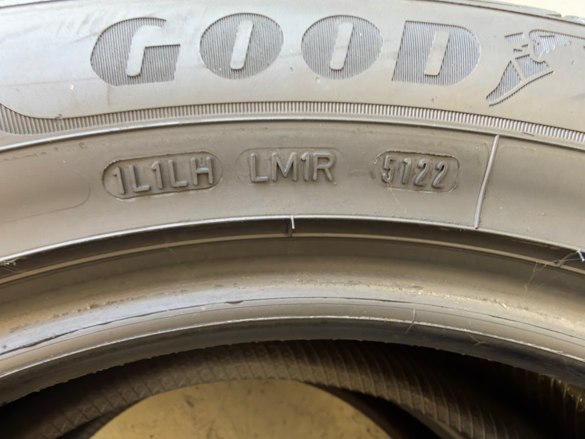 Usato: 2 Pneumatici Goodyear UltraGrip Performance+ SUV 255/50R19 107V XL Invernali 80% Residui