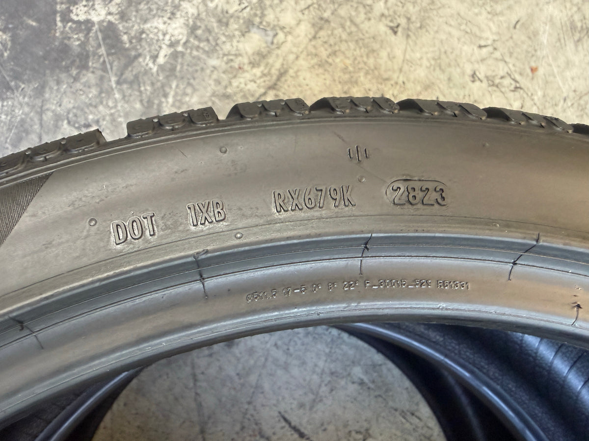 Usato: 2 Pneumatici Pirelli P Zero Winter 255/35R20 97W XL MFS Invernali 80% Residui
