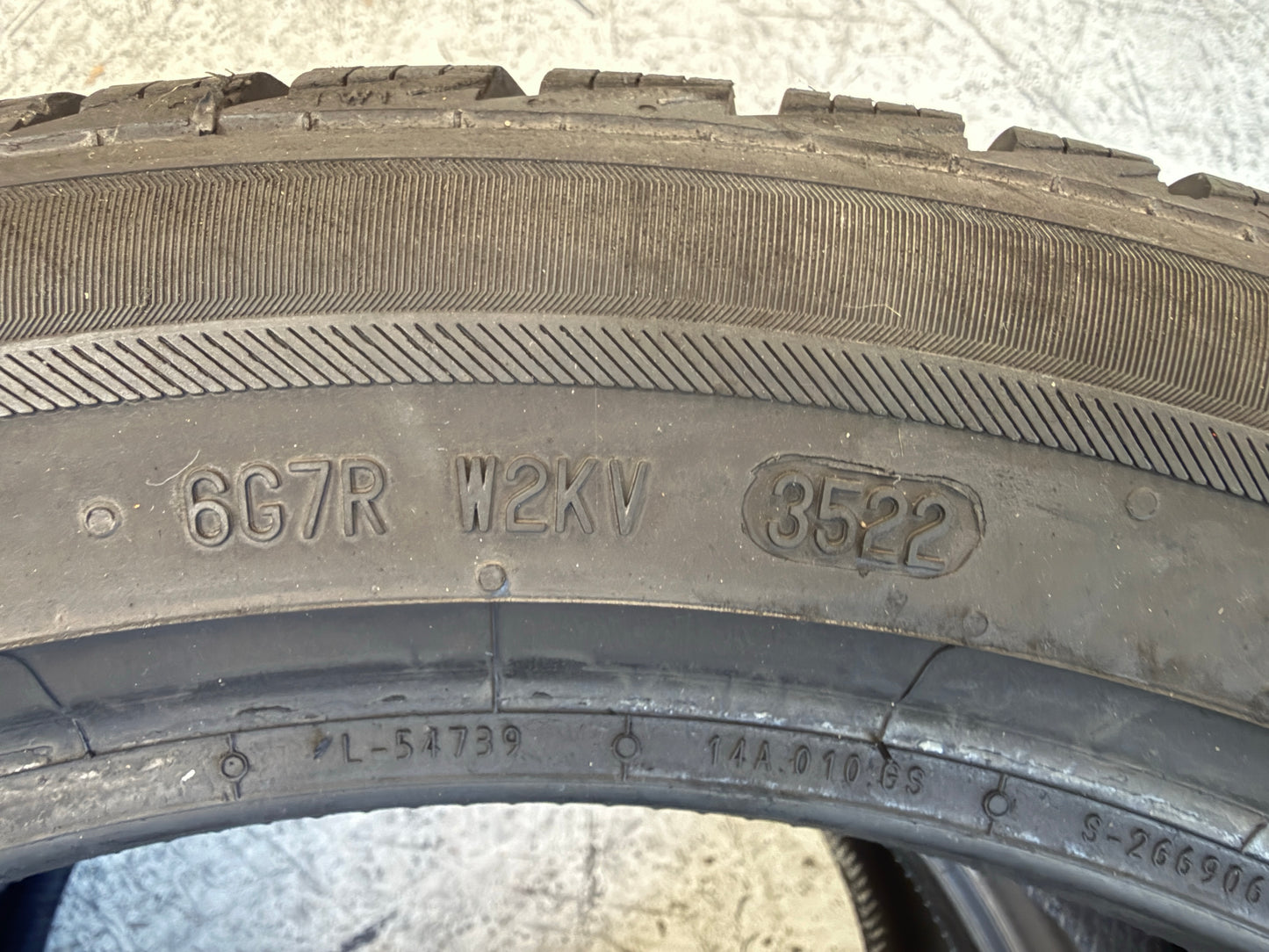 Usato: 2 Pneumatici Barum Polaris 5 225/45R17 94V XL Invernali 90% Residui