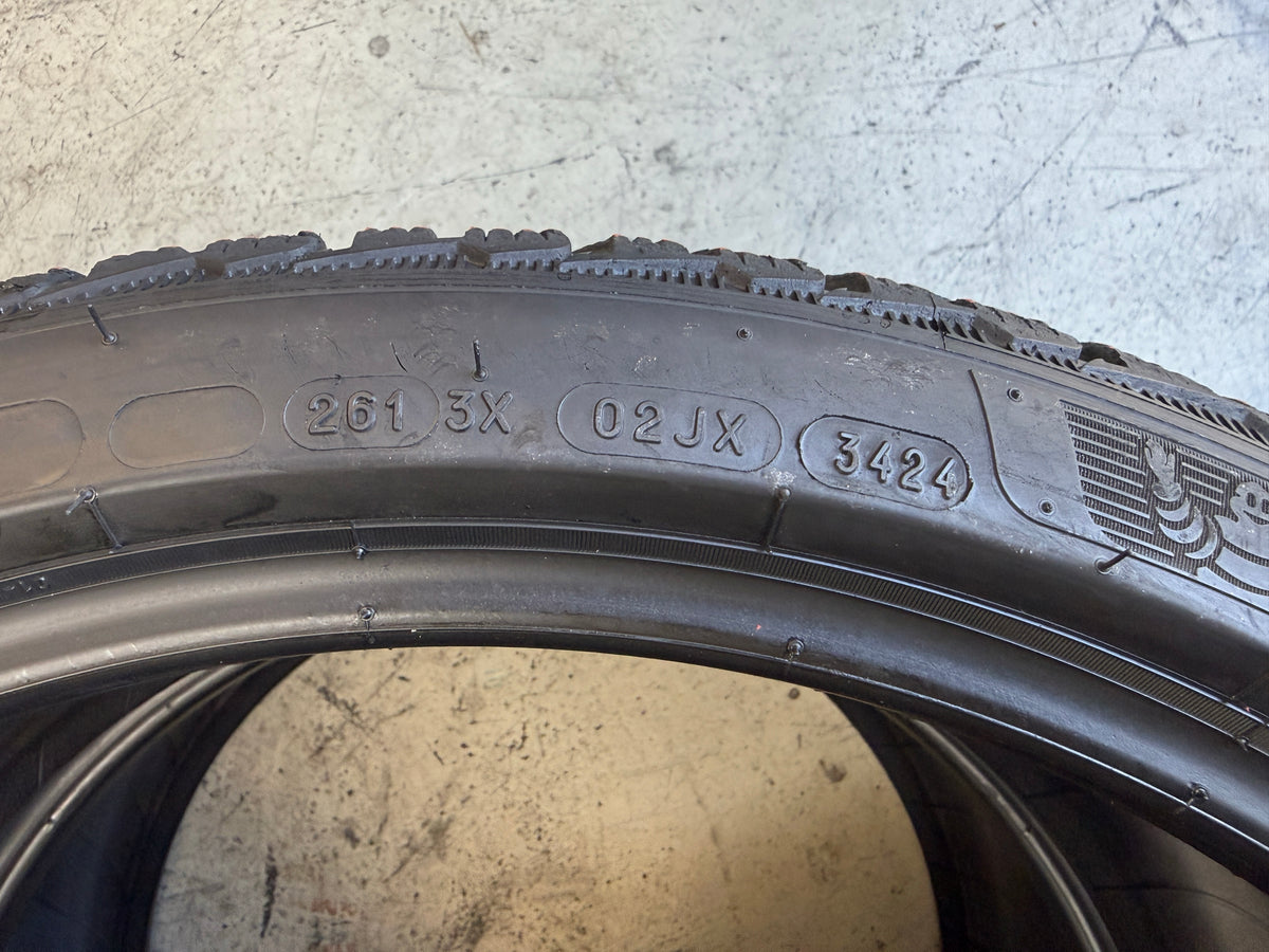 Usato: 2 Pneumatici Michelin Pilot Alpin 5 255/35R21 98W XL Invernali 95% Residui