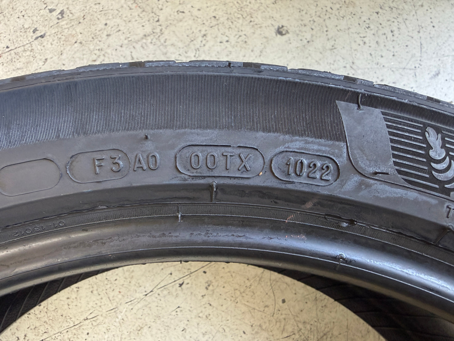 Usato: 2 Pneumatici Michelin Pilot Alpin 5 SUV 235/45R20 100V XL Invernali 95% Residui