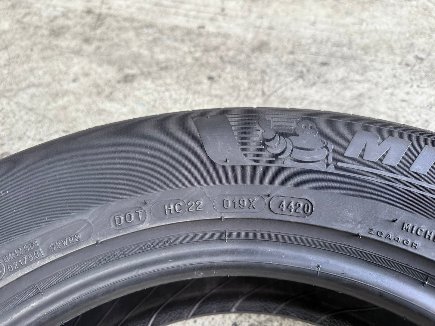 Usato: 2 Gomme 215/65R17 99V Michelin Estive 95% residui