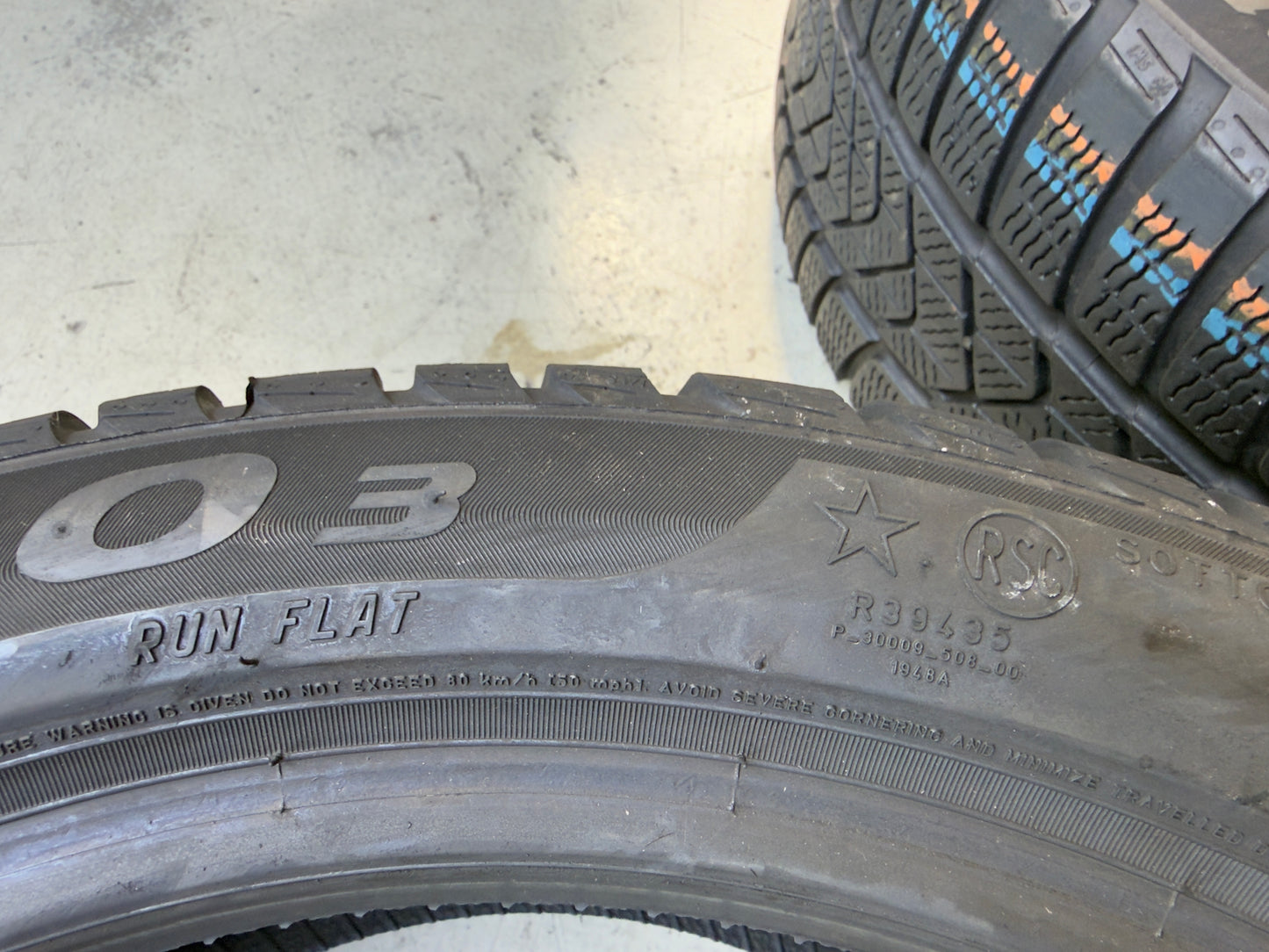 Usato: 4 Pneumatici Pirelli 225/45R18 91H + 255/40R18 99V Run Flat Invernali 85% Residui