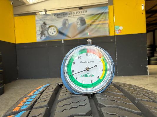 Usato: 2 Pneumatici Kleber 195/60R16C 99/97T Invernali 90% Residui