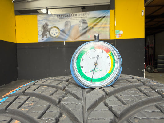 Usato: 2 Pneumatici Goodyear 235/55R19 105W XL 4 Stagioni 85% residui