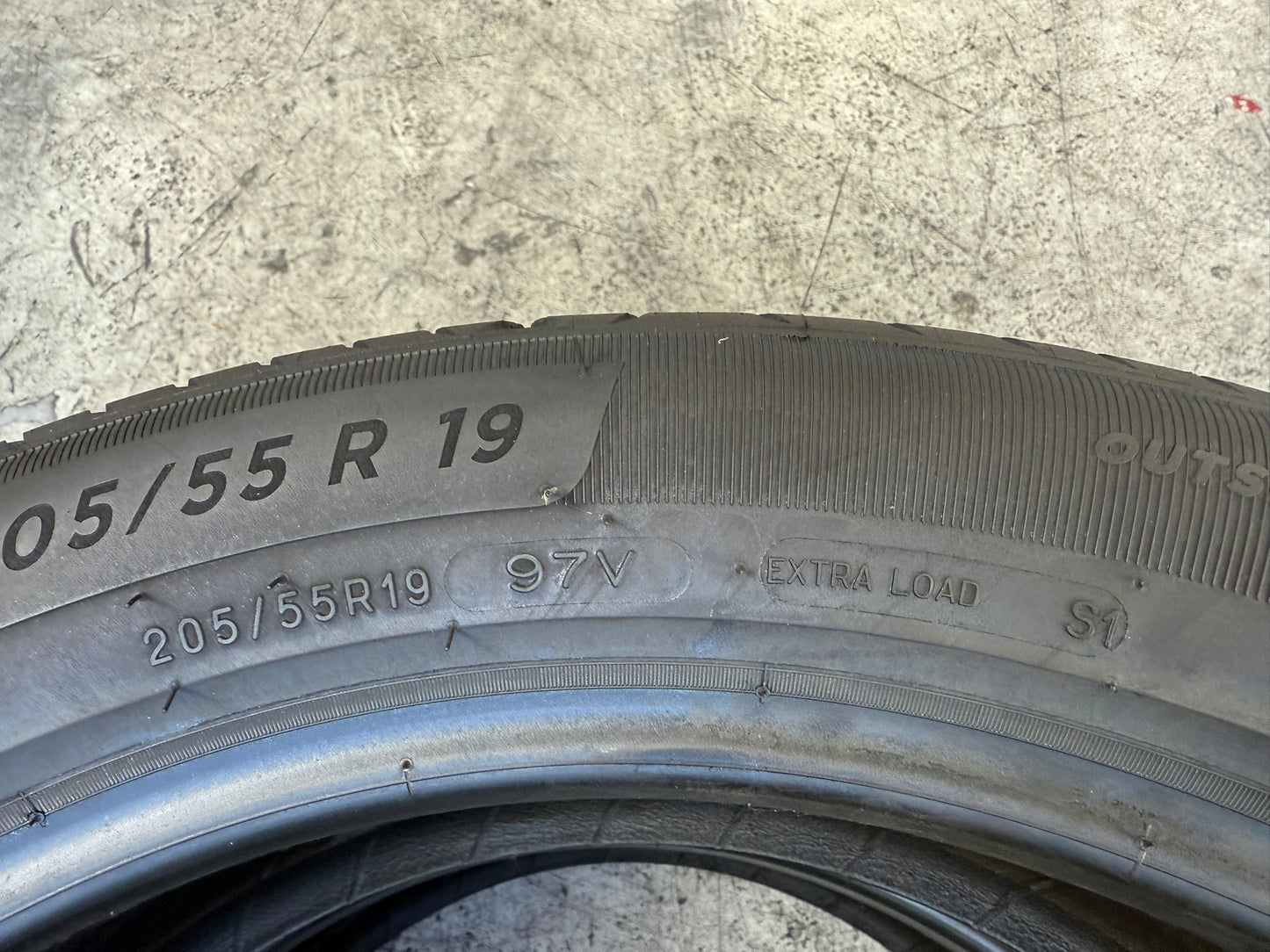 Usato: 2 Gomme 205/55R19 97V XL Michelin Estive 90% residui
