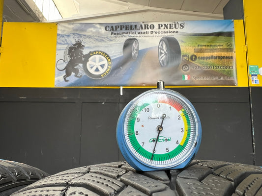 Usato: 4 Gomme 225/55R17 101V Kumho inverno 85% residui