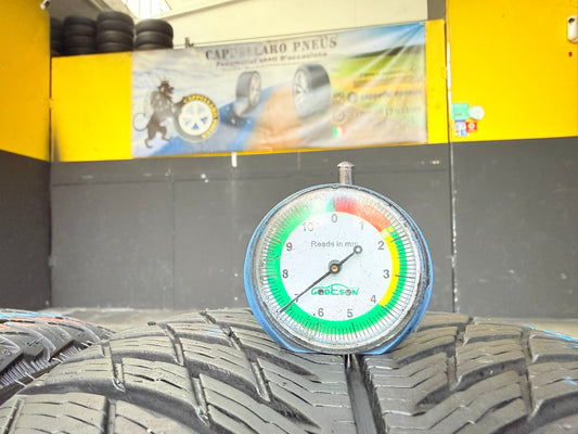 Usato: 4 Pneumatici Michelin Pilot Alpin 5 225/40R19 93W XL Invernali 85-95% Residui