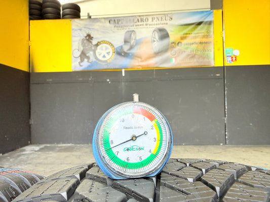 Usato: 4 Pneumatici Pirelli Scorpion Winter 2 235/50R18 101V XL Invernali 90-95% Residui