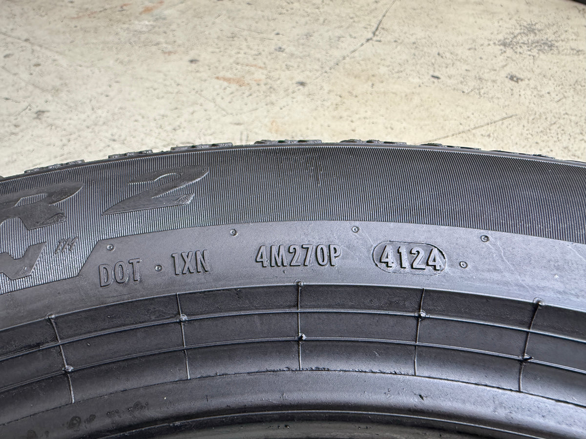 Usato: 4 Pneumatici Pirelli Scorpion Winter 2 235/50R18 101V XL Invernali 90-95% Residui