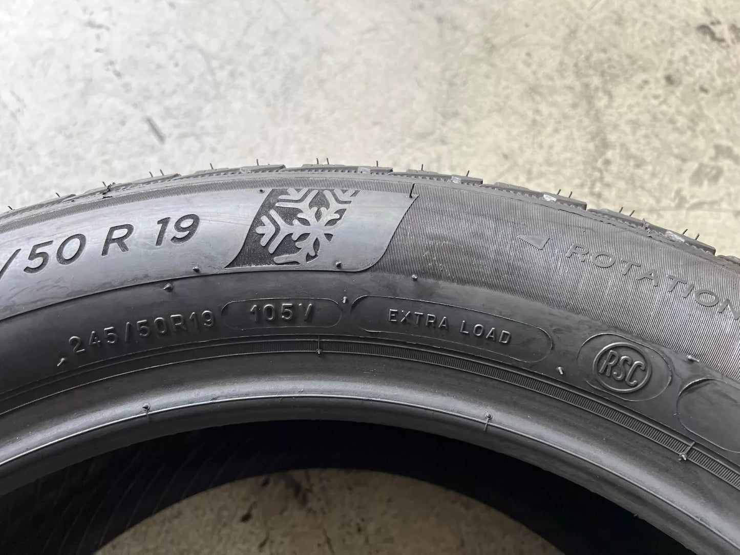 Usato: 4 Gomme 245/50R19 105V Michelin Runflat invernali 95% residui