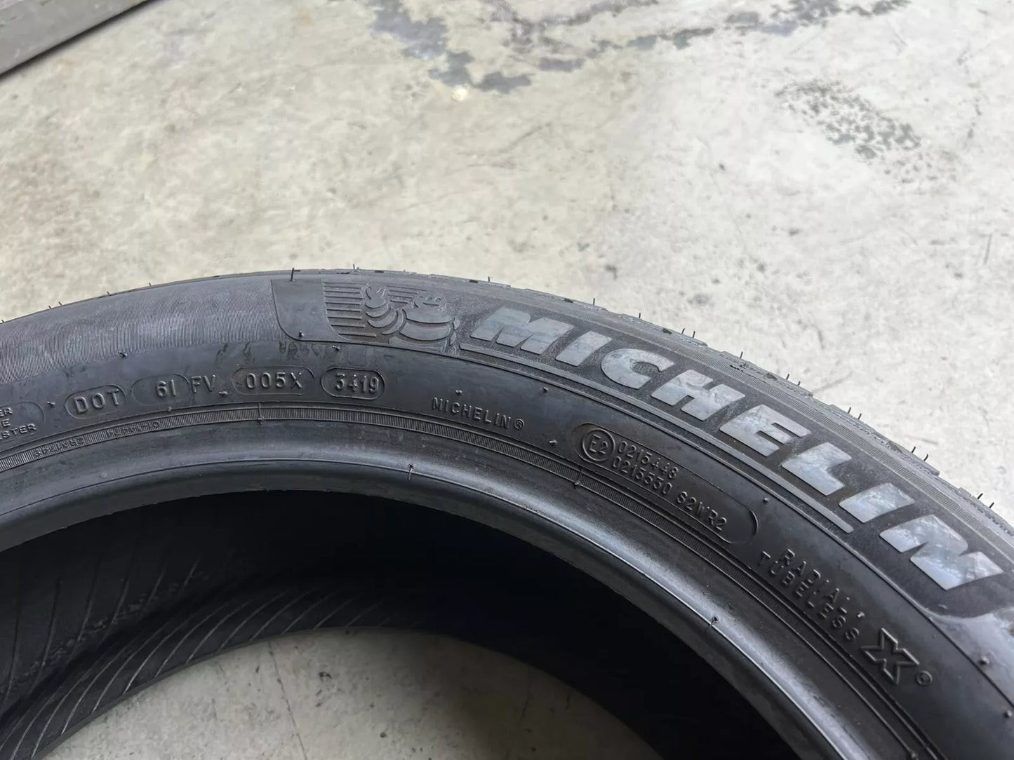 Usato: 4 Gomme 245/50R19 105V Michelin Runflat invernali 95% residui